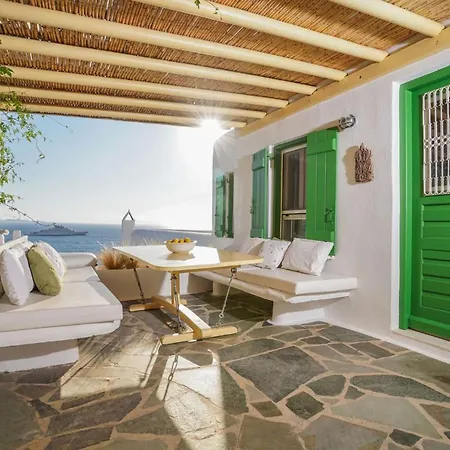 Serenity - Traditional House With Stunning Sea View Vakantiehuis *