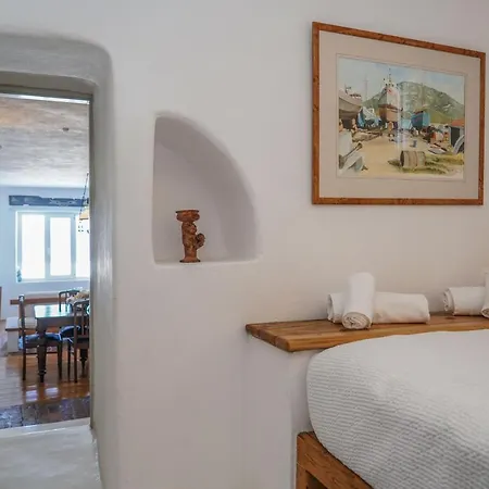 Serenity - Traditional House With Stunning Sea View Vakantiehuis