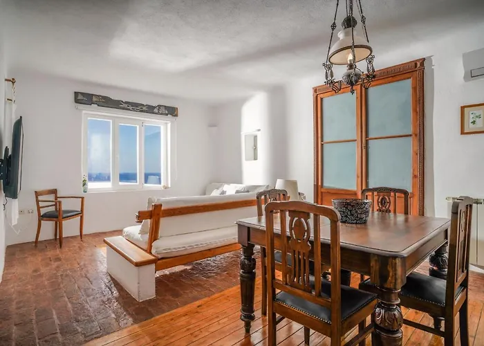 Serenity - Traditional House With Stunning Sea View Casa vacanze