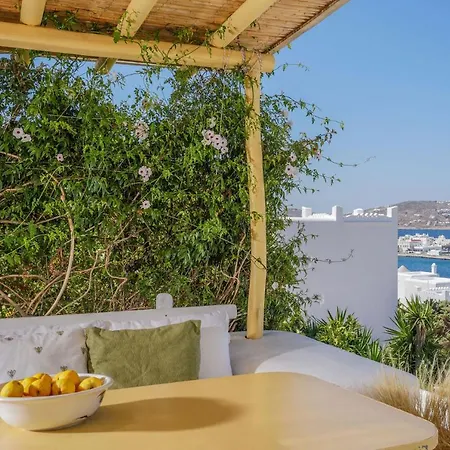 Serenity - Traditional House With Stunning Sea View بيت للعطل *