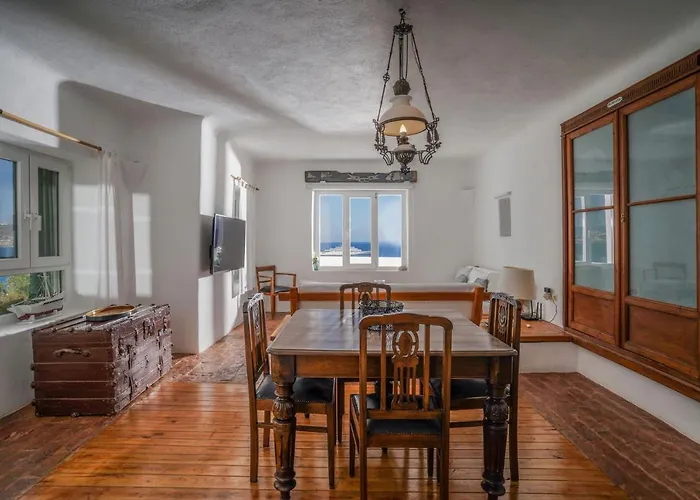 Serenity - Traditional House With Stunning Sea View Tagou